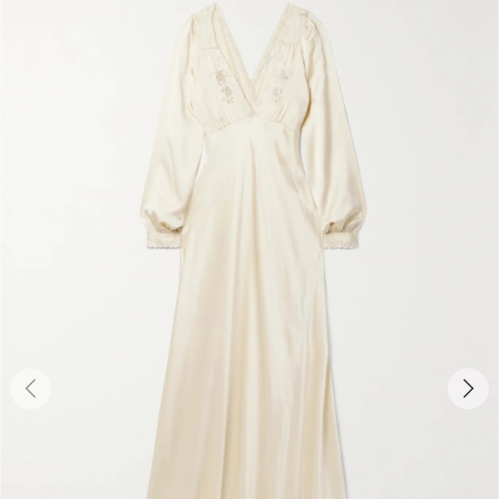 ISO Dôen Fiora broderie anglaise-trimmed silk-satin maxi S/M